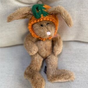 Boyds Bears Brown Bunny with Orange and Green Hat